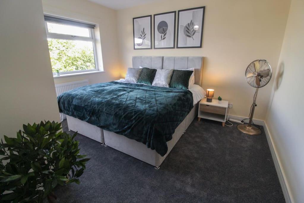 Modern 3 Bed, Contractors Welcome, Bradford *