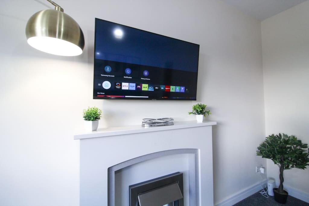 Modern 3 Bed, Contractors Welcome, Bradford * Bradford (West Yorkshire)