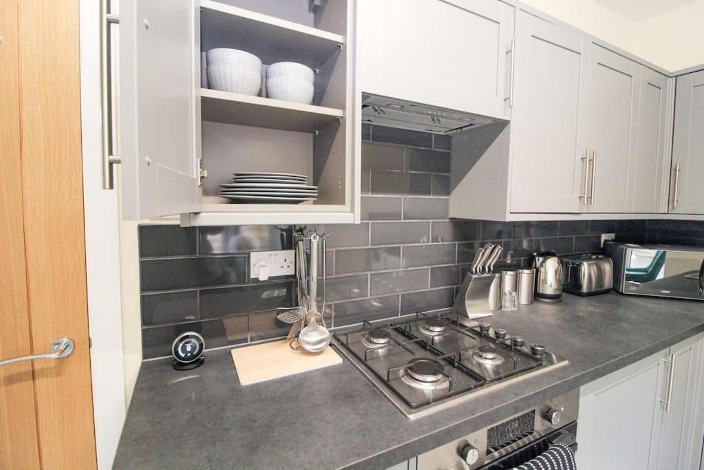 Holiday home Modern 3 Bed, Contractors Welcome, Bradford Bradford (West Yorkshire)