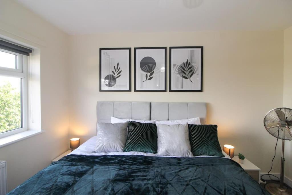 Holiday home Modern 3 Bed, Contractors Welcome, Bradford